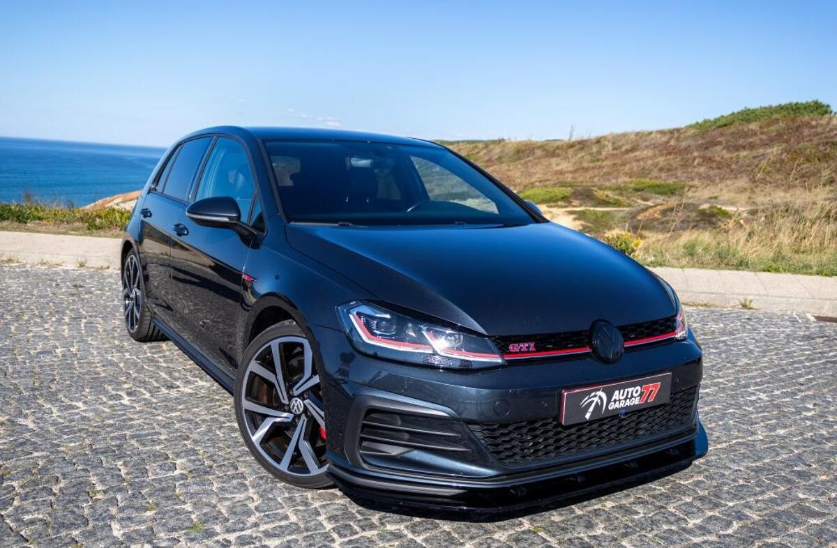 VOLKSWAGEN Golf 2.0 TSI GTI DSG Performance