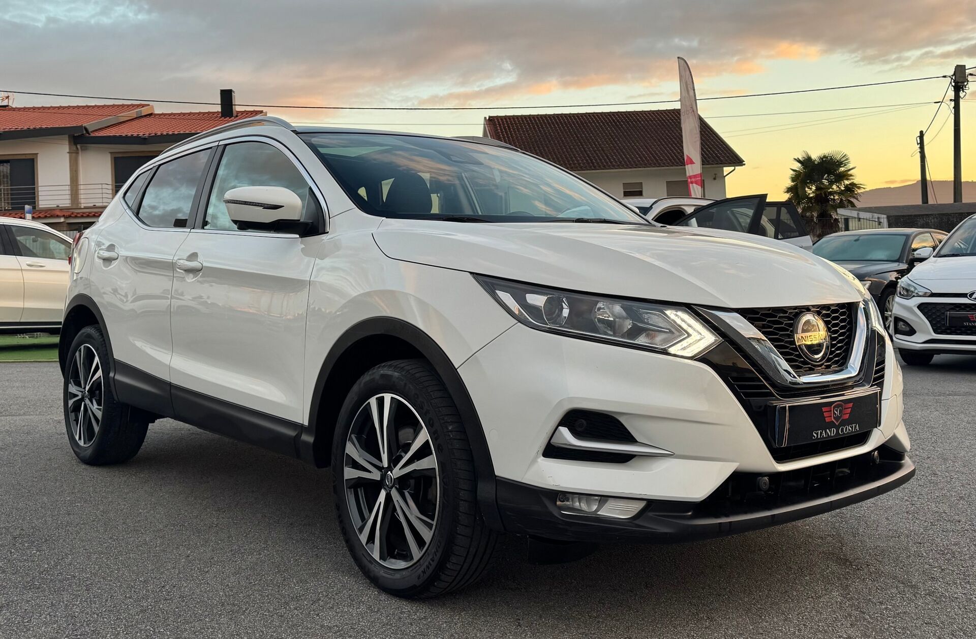 NISSAN Qashqai 1.5 dCi N-Connecta J18