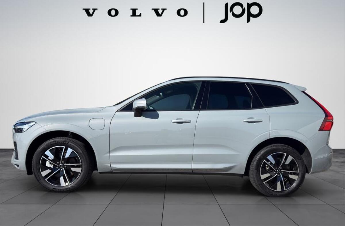 VOLVO XC60 2.0 T6 PHEV Core AWD