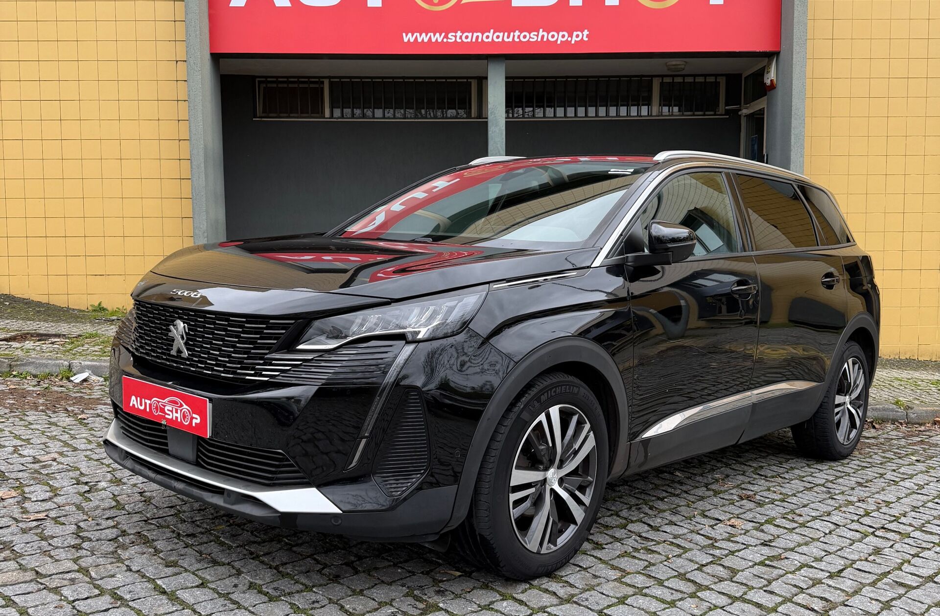 PEUGEOT 5008 1.2 PureTech Allure Pack EAT8