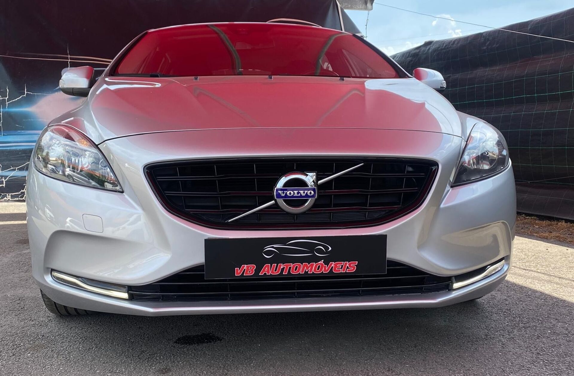 VOLVO V40 1.6 D2 Momentum