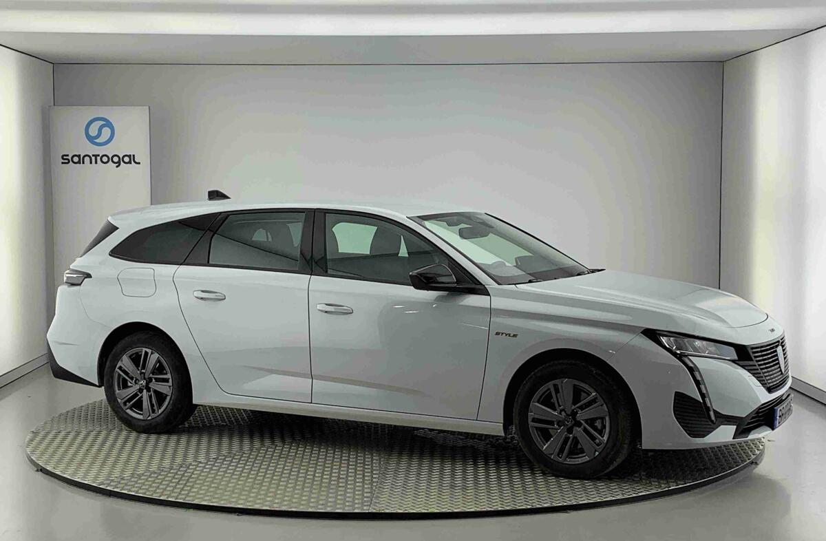 PEUGEOT 308 SW 1.2 Hybrid Style e-DCS6