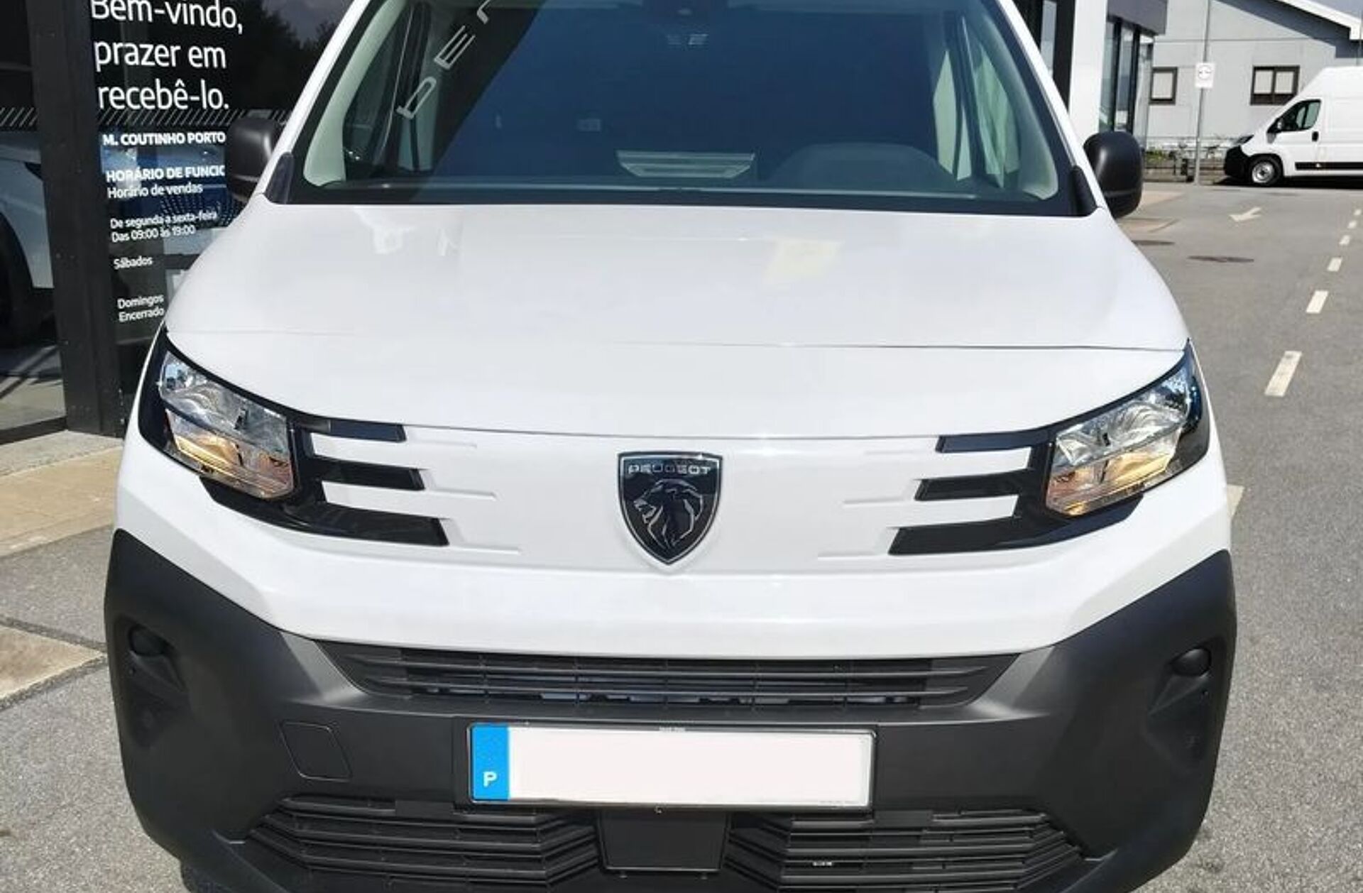 PEUGEOT Partner Standard 50kWh