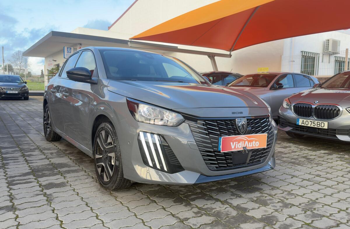 PEUGEOT 208 1.2 PureTech Allure