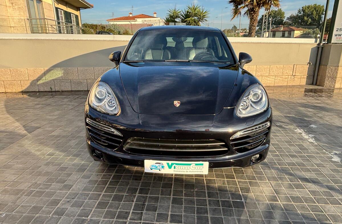 PORSCHE Cayenne II