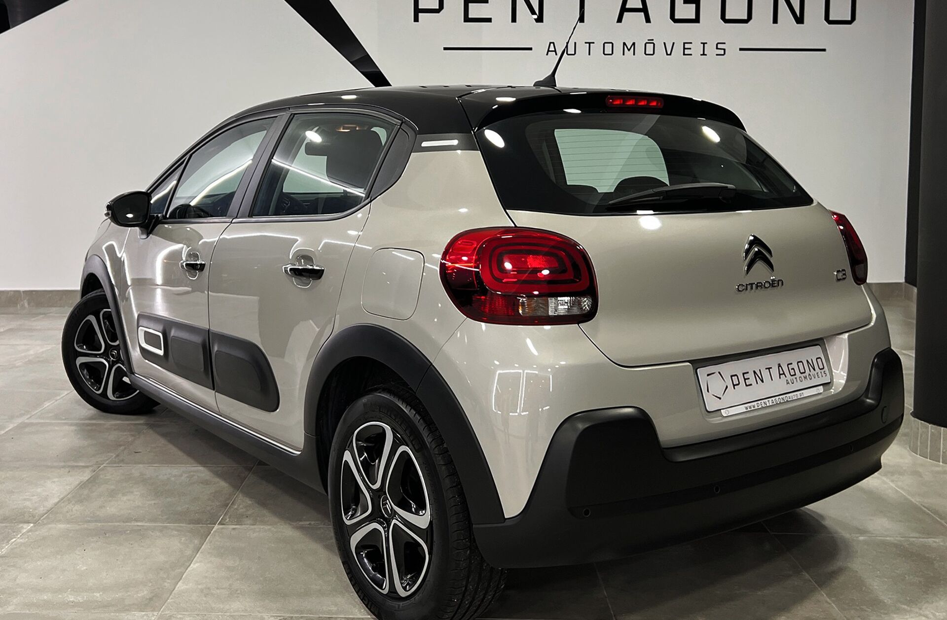 CITROEN C3 1.2 PureTech Shine