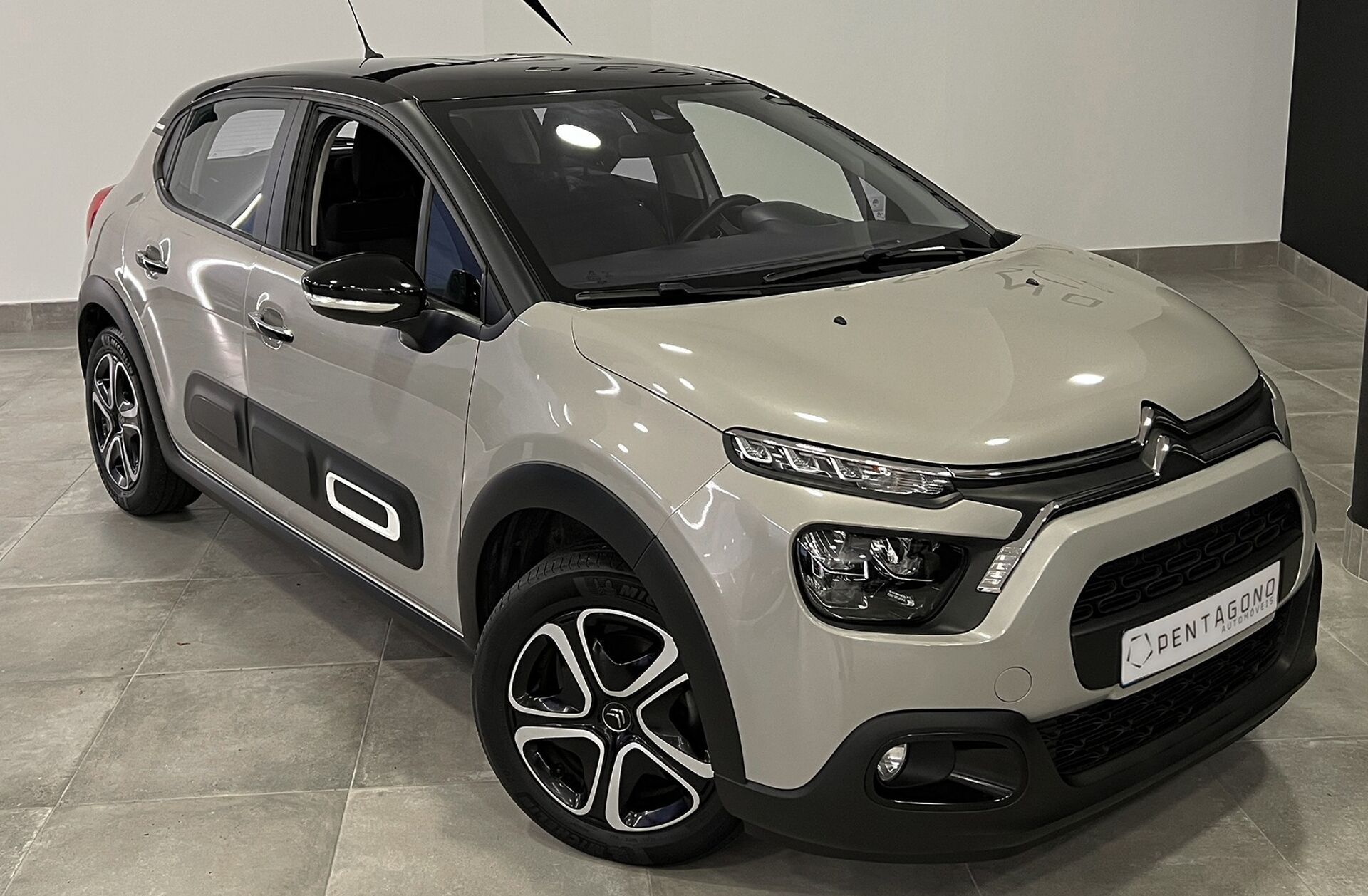 CITROEN C3 1.2 PureTech Shine