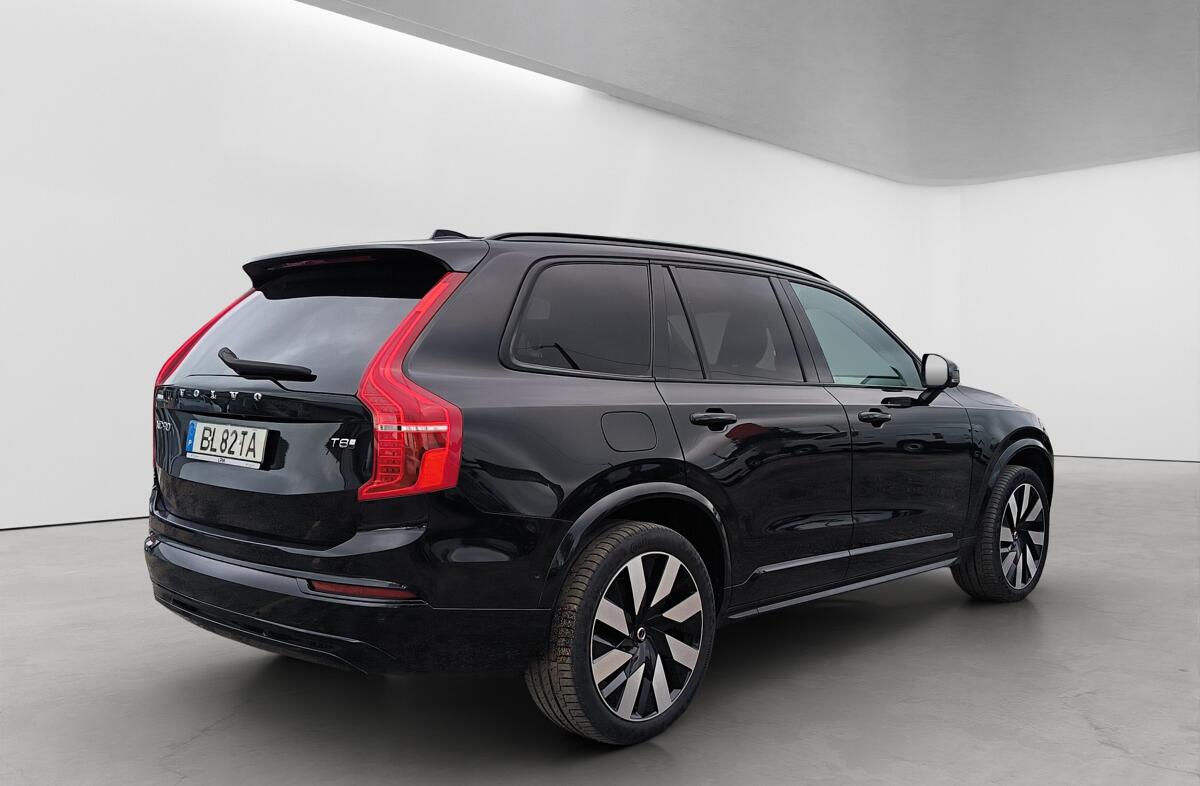VOLVO XC90 2.0 T8 PHEV Plus Dark AWD