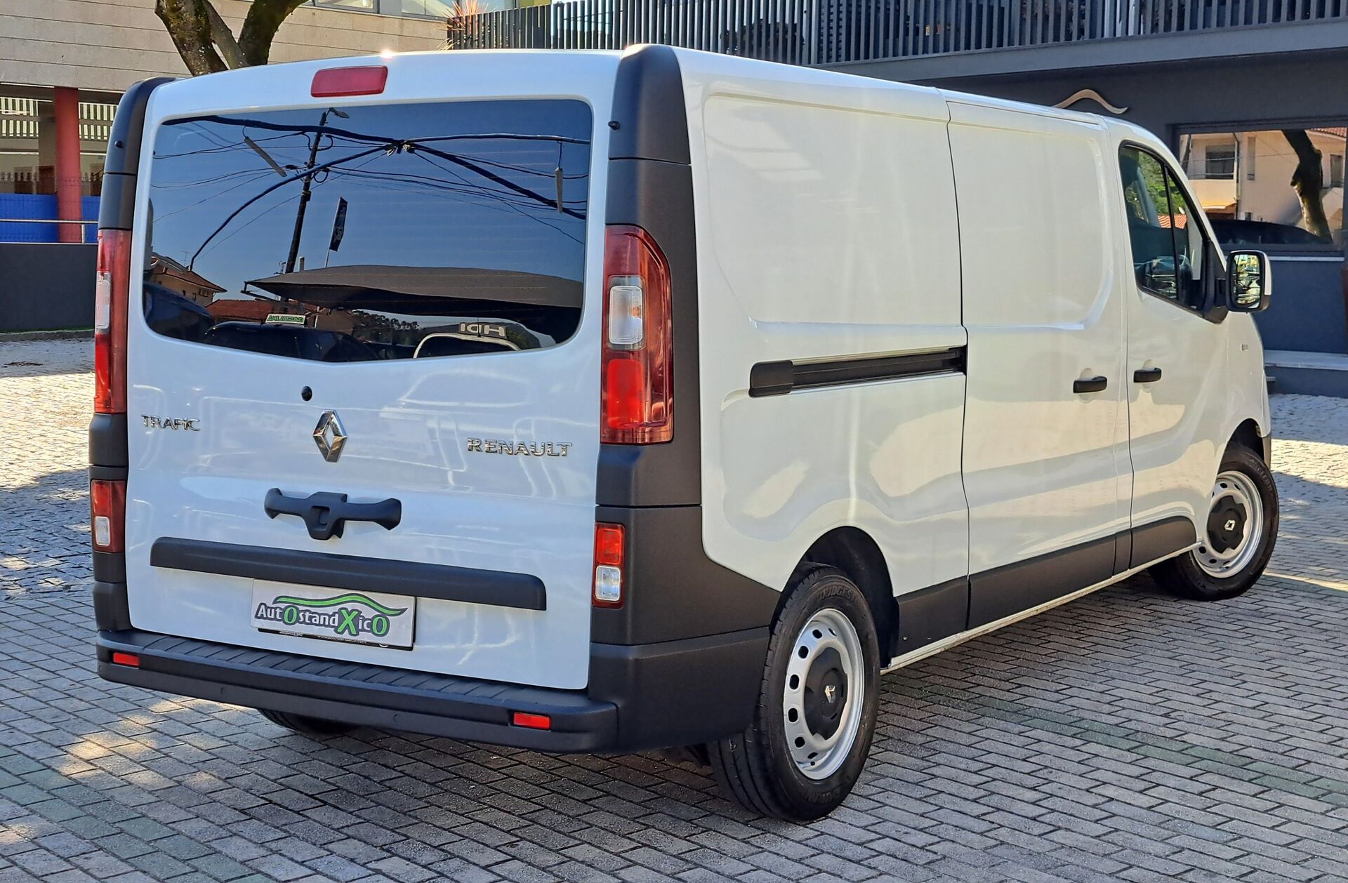 RENAULT Trafic 2.0 dCi L2H1 1.2T