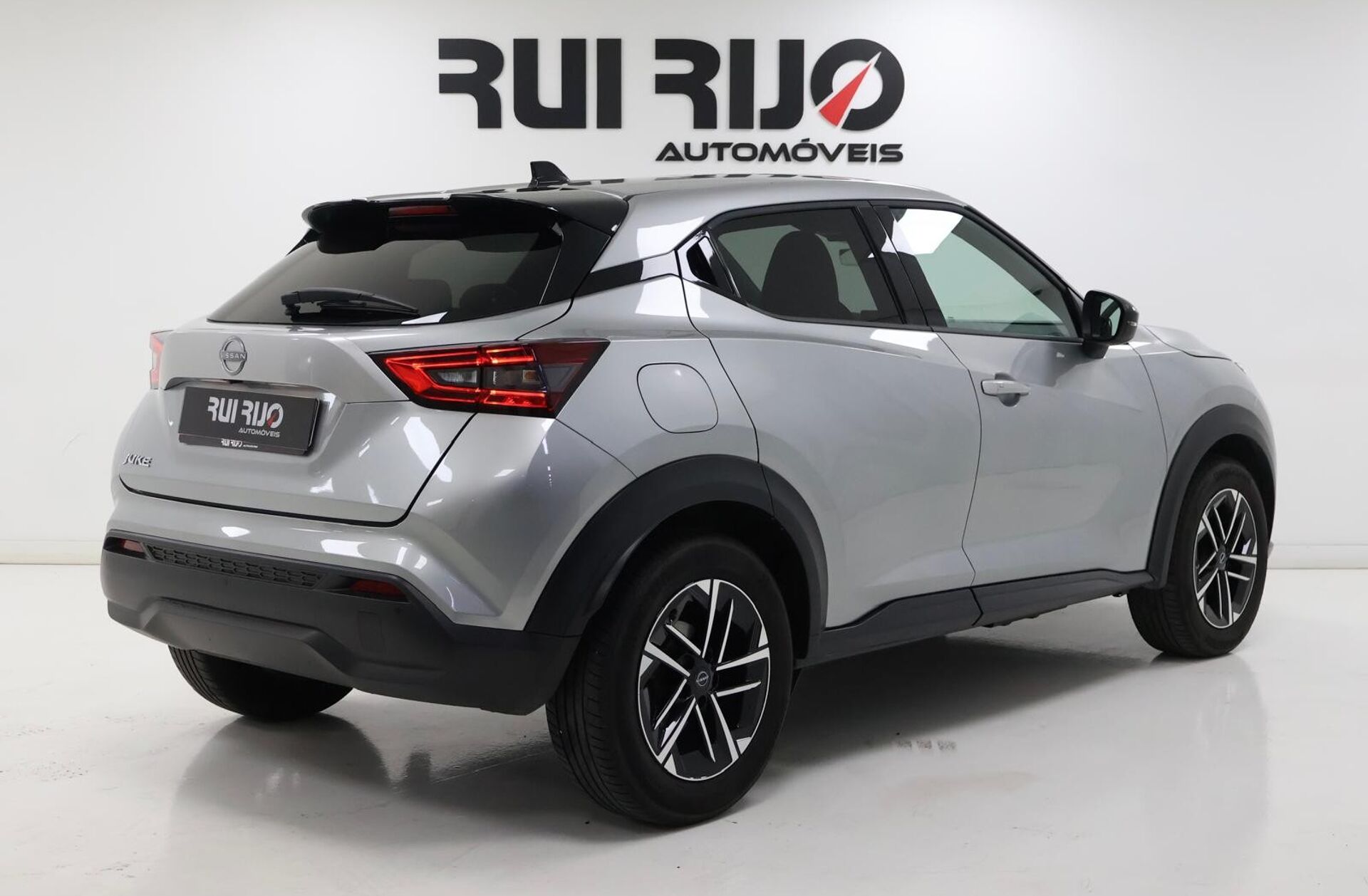 NISSAN Juke 1.0 DIG-T N-Connecta DCT