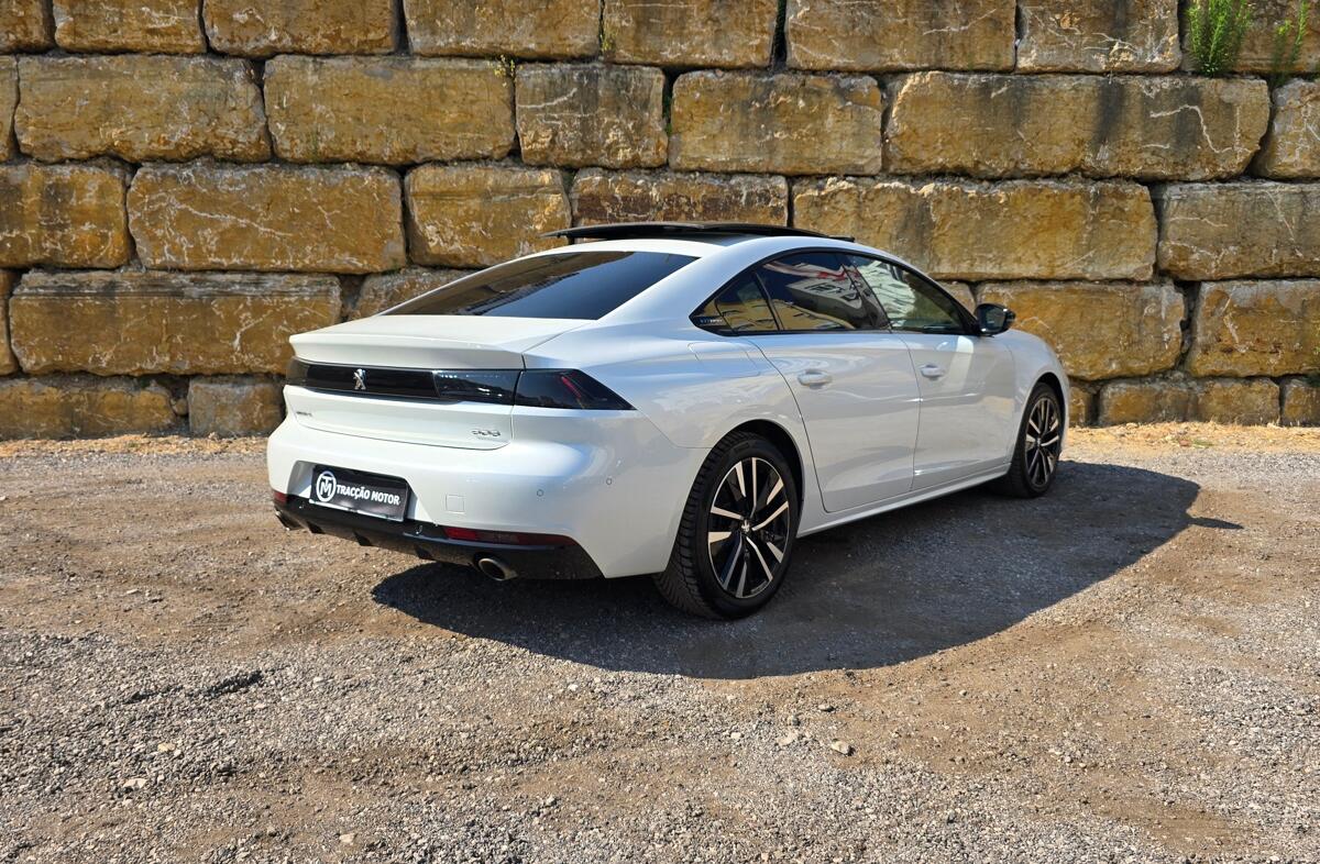 PEUGEOT 508 1.6 Hybrid GT Pack e-EAT8