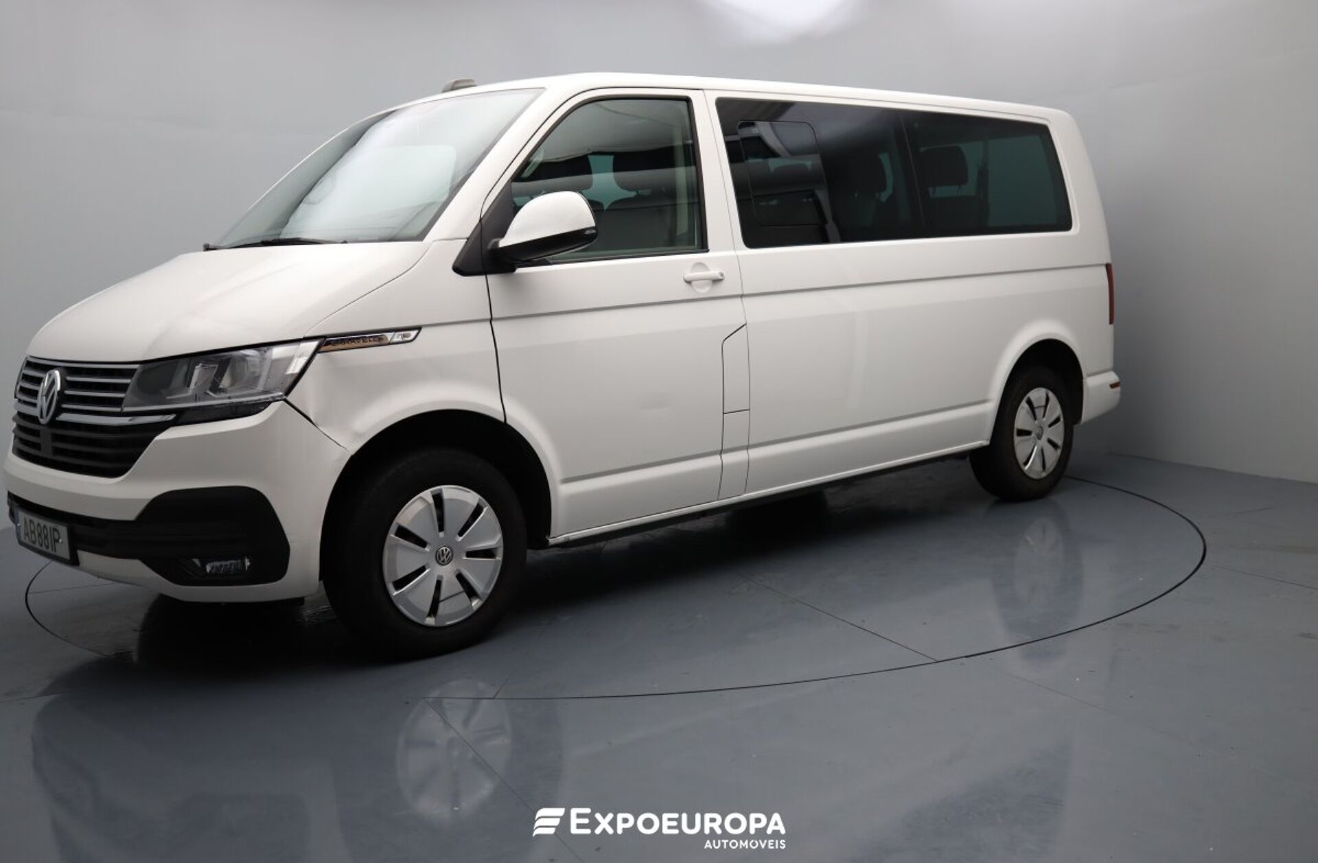 VOLKSWAGEN Caravelle 2.0 TDI