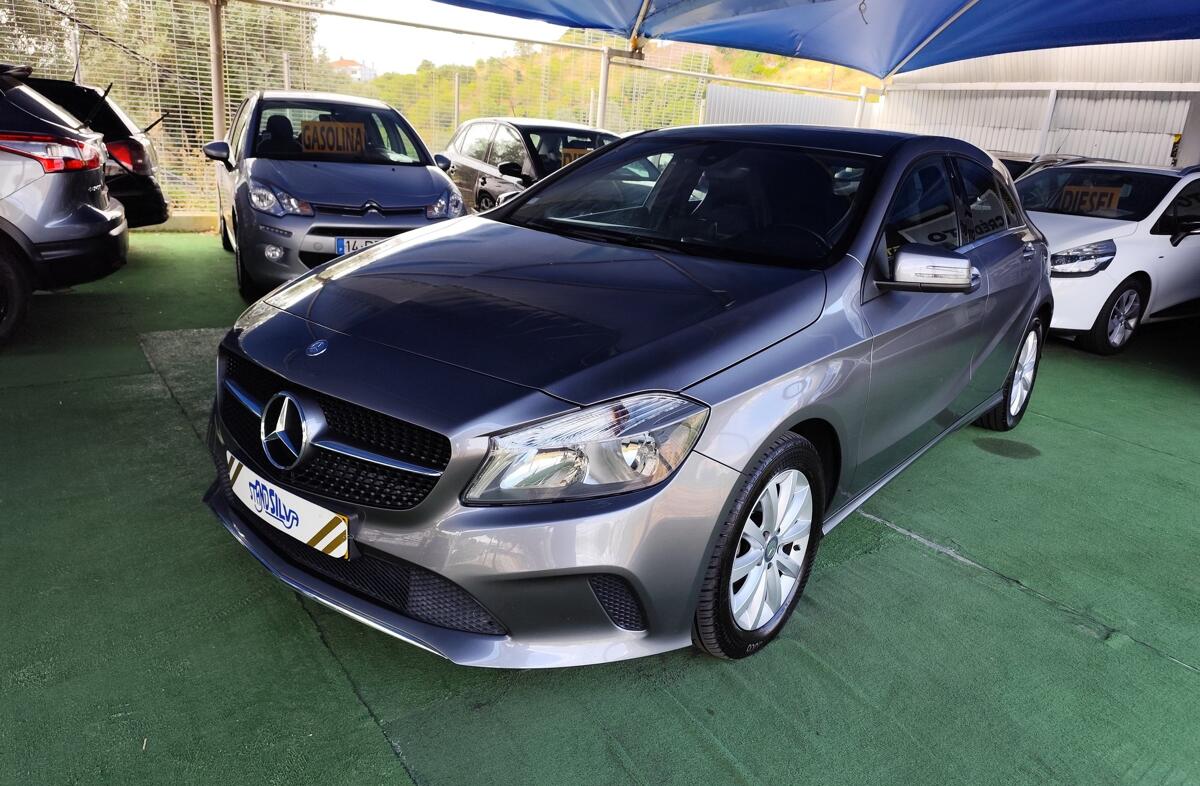 MERCEDES Classe A A 180 d Style