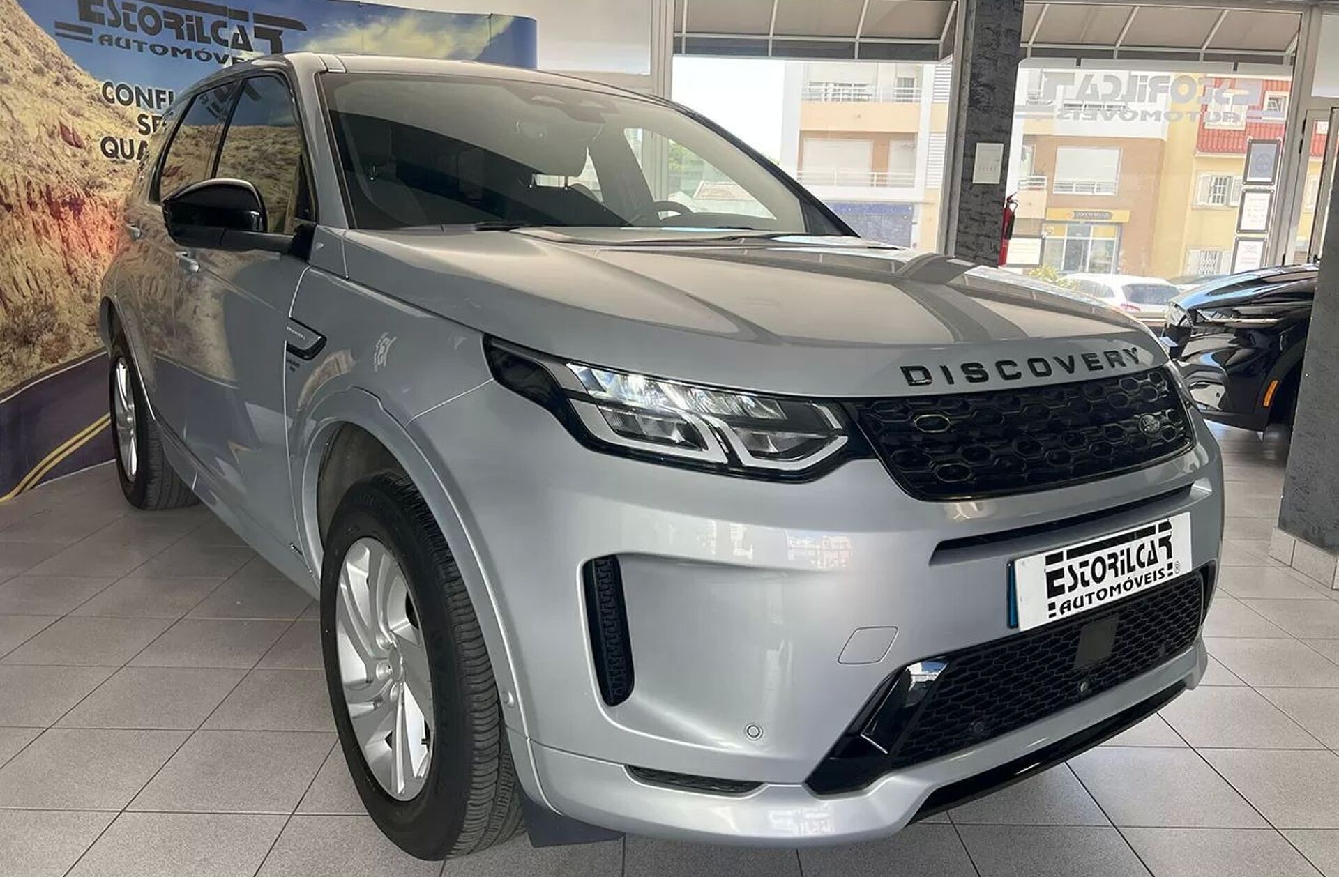 LAND ROVER Discovery S.1.5 I3 P300e AWD R-Dynamic