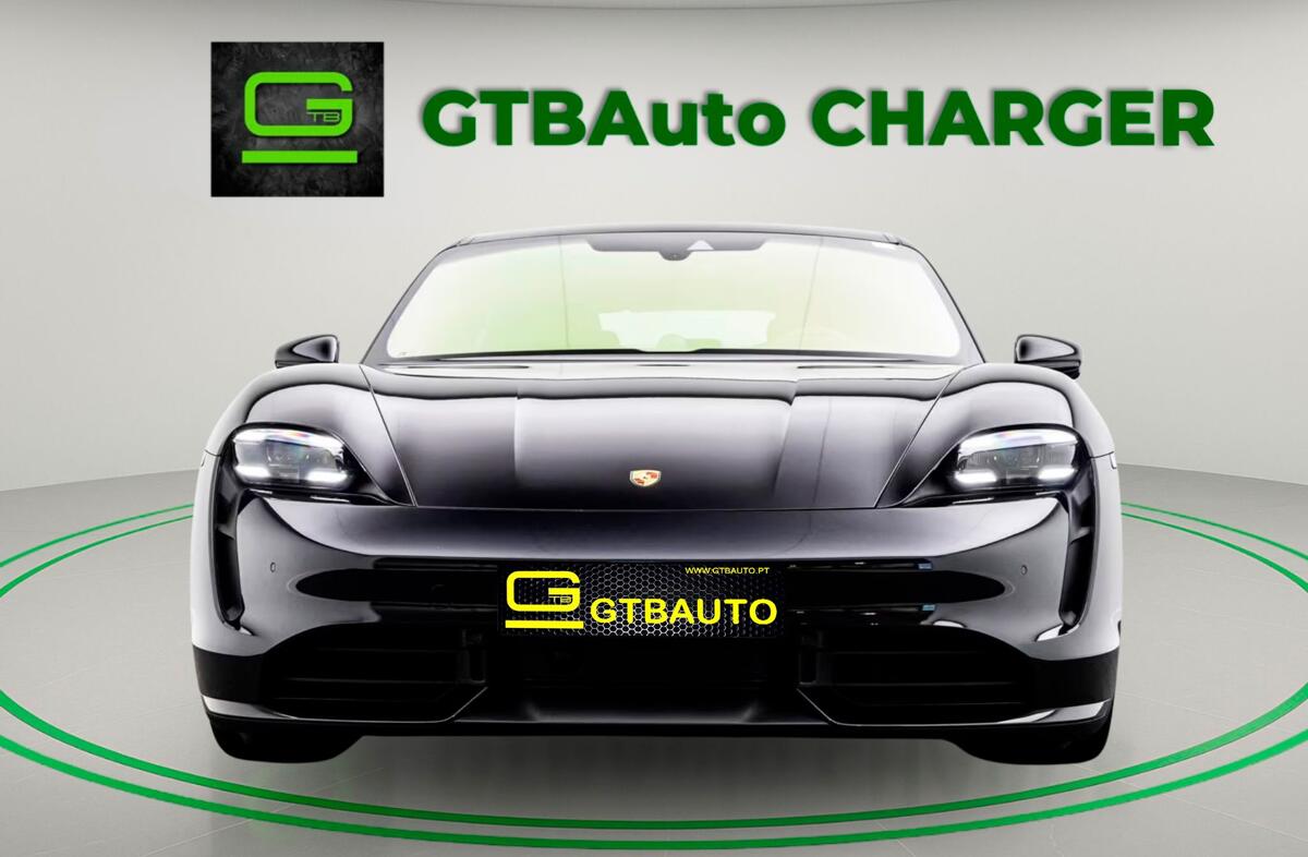 PORSCHE Taycan Turbo