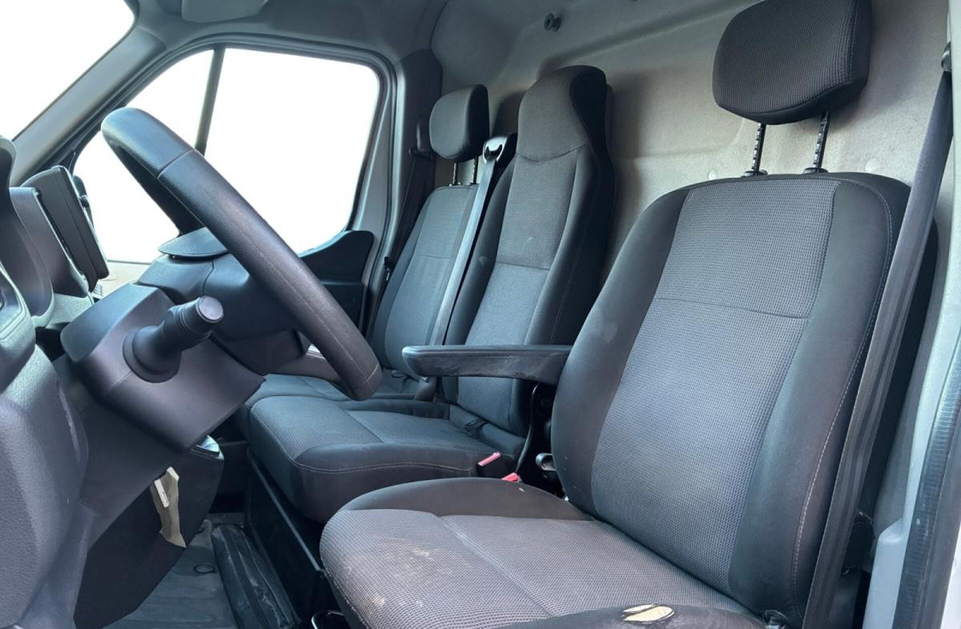 RENAULT Master 2.3 dCi L2H2 3.3T