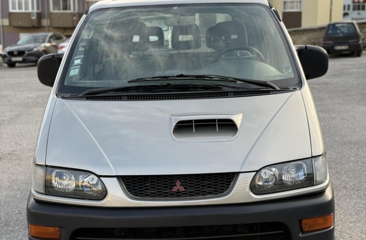 MITSUBISHI Space Gear 2.5 TD GLX