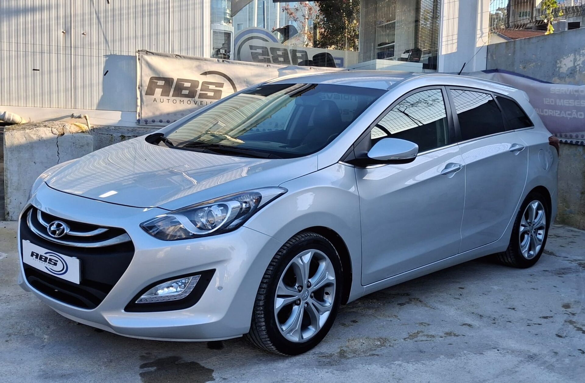 HYUNDAI i30 1.6 CRDI STyle J17