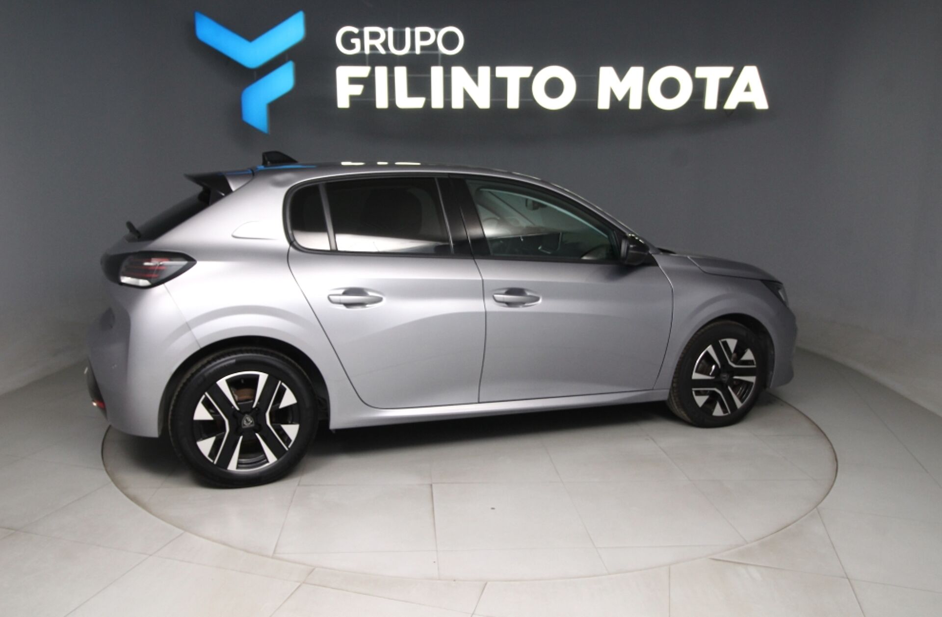 PEUGEOT 208 1.2 PureTech Allure