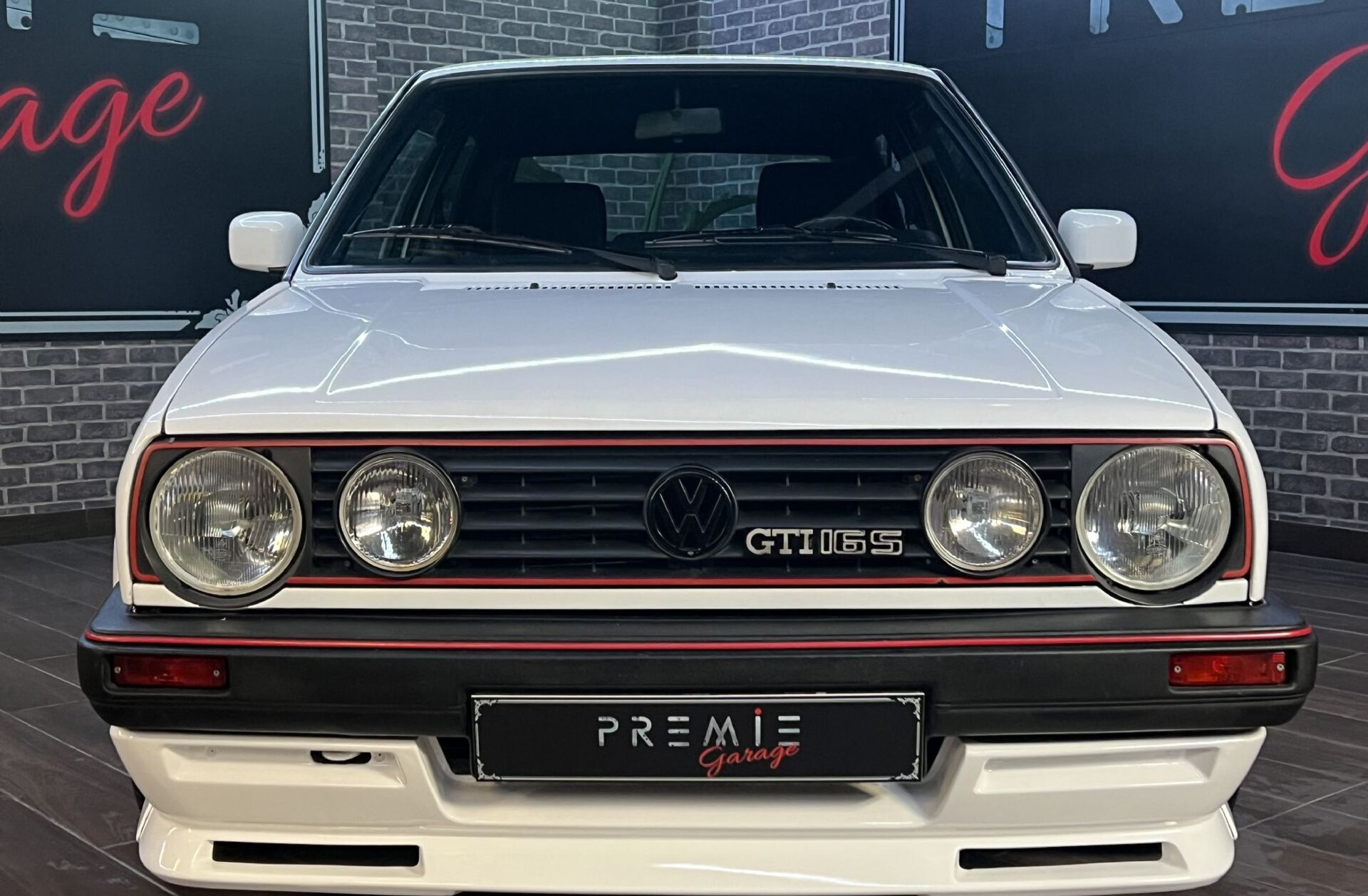 VOLKSWAGEN Golf 1.8 GTI