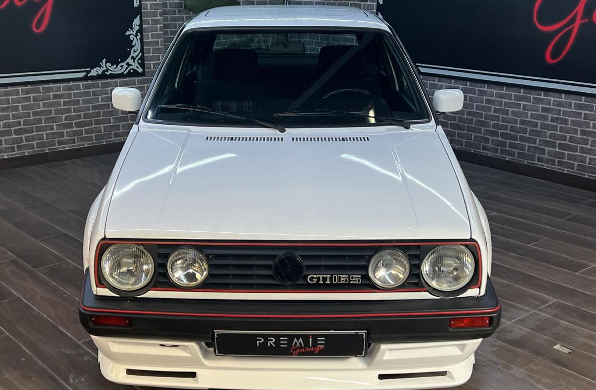 VOLKSWAGEN Golf 1.8 GTI
