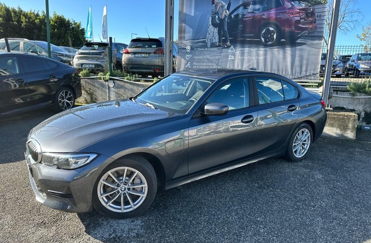 BMW Serie-3 330 e Auto