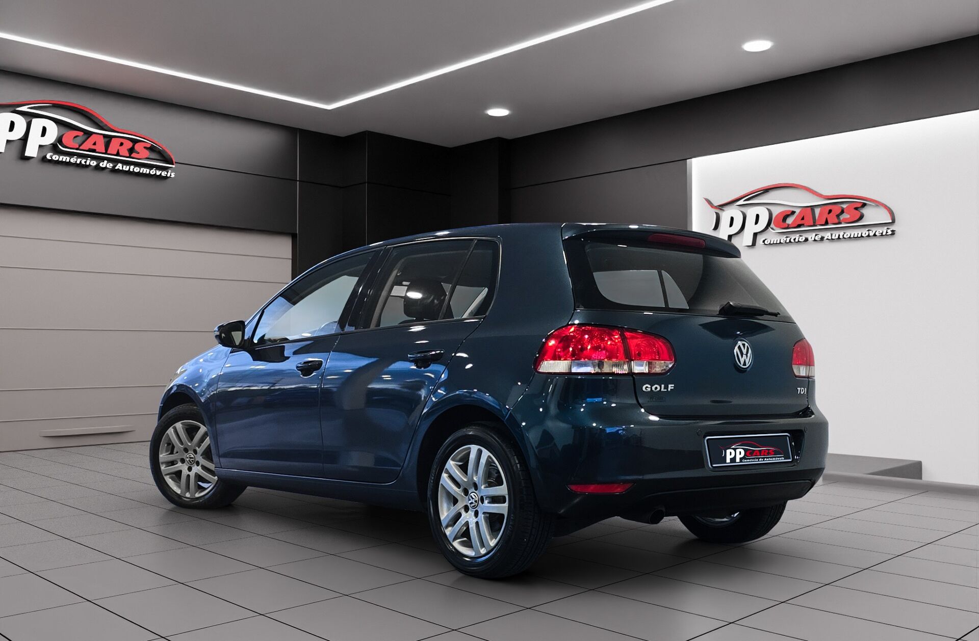 VOLKSWAGEN Golf 1.6 TDi Highline