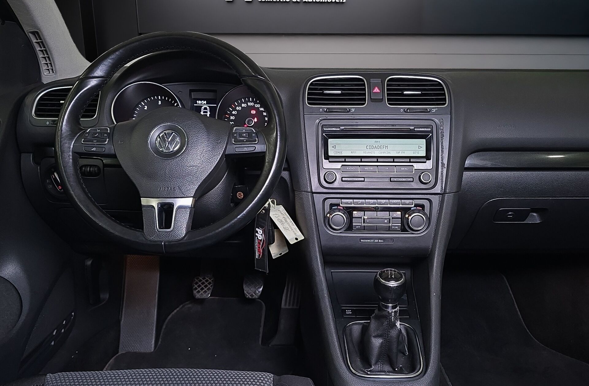 VOLKSWAGEN Golf 1.6 TDi Highline