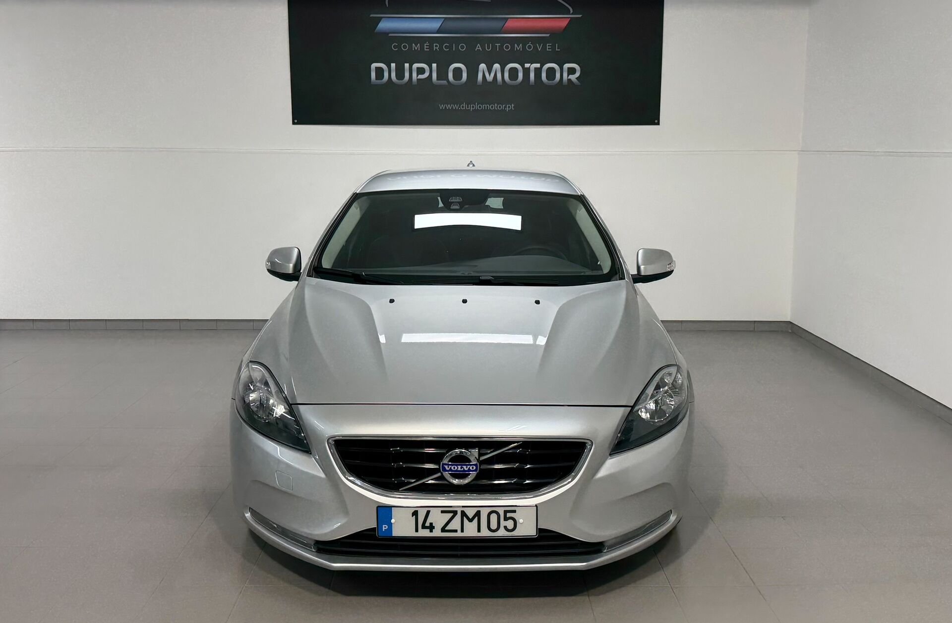 VOLVO V40 2.0 D2 Momentum Geartronic