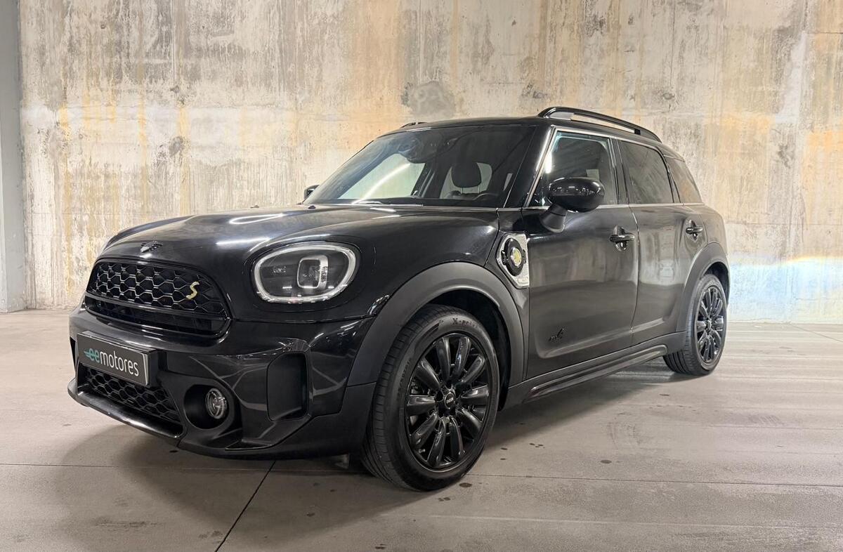 MINI Mini Countryman Mini Cooper SE Premium Essential Auto