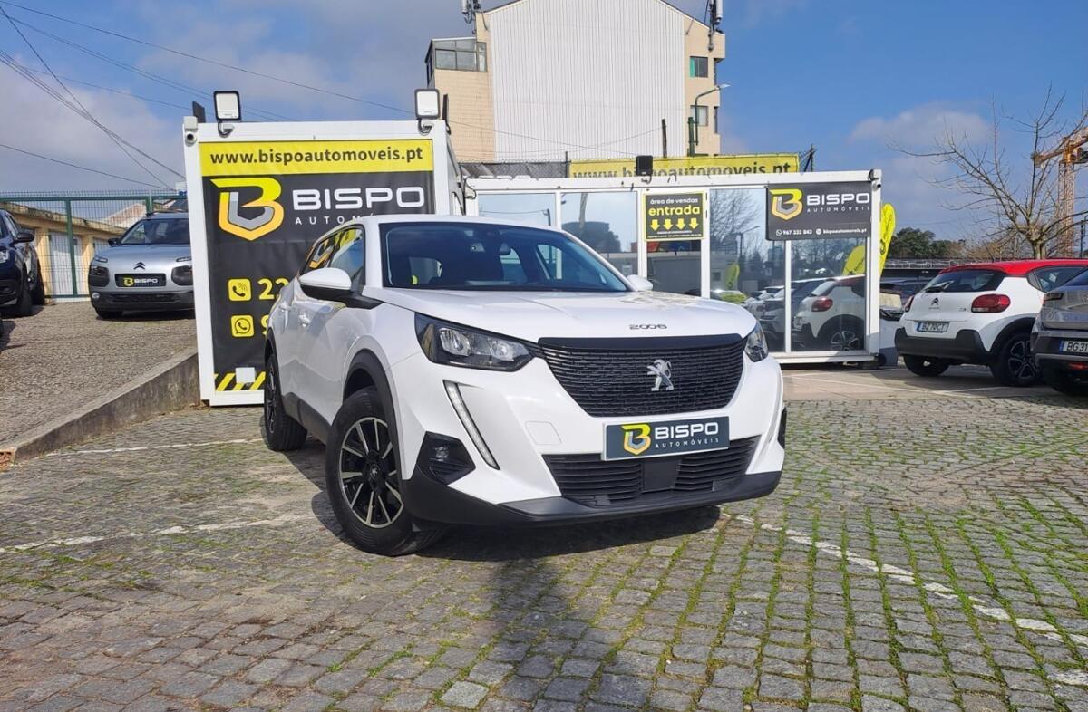 PEUGEOT 2008 1.2 PureTech GT EAT8