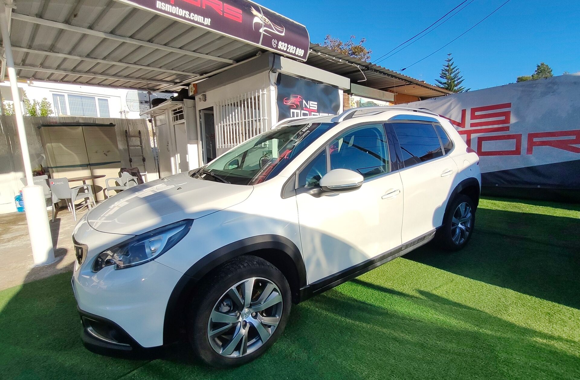 PEUGEOT 2008 1.2 PureTech Allure EAT6