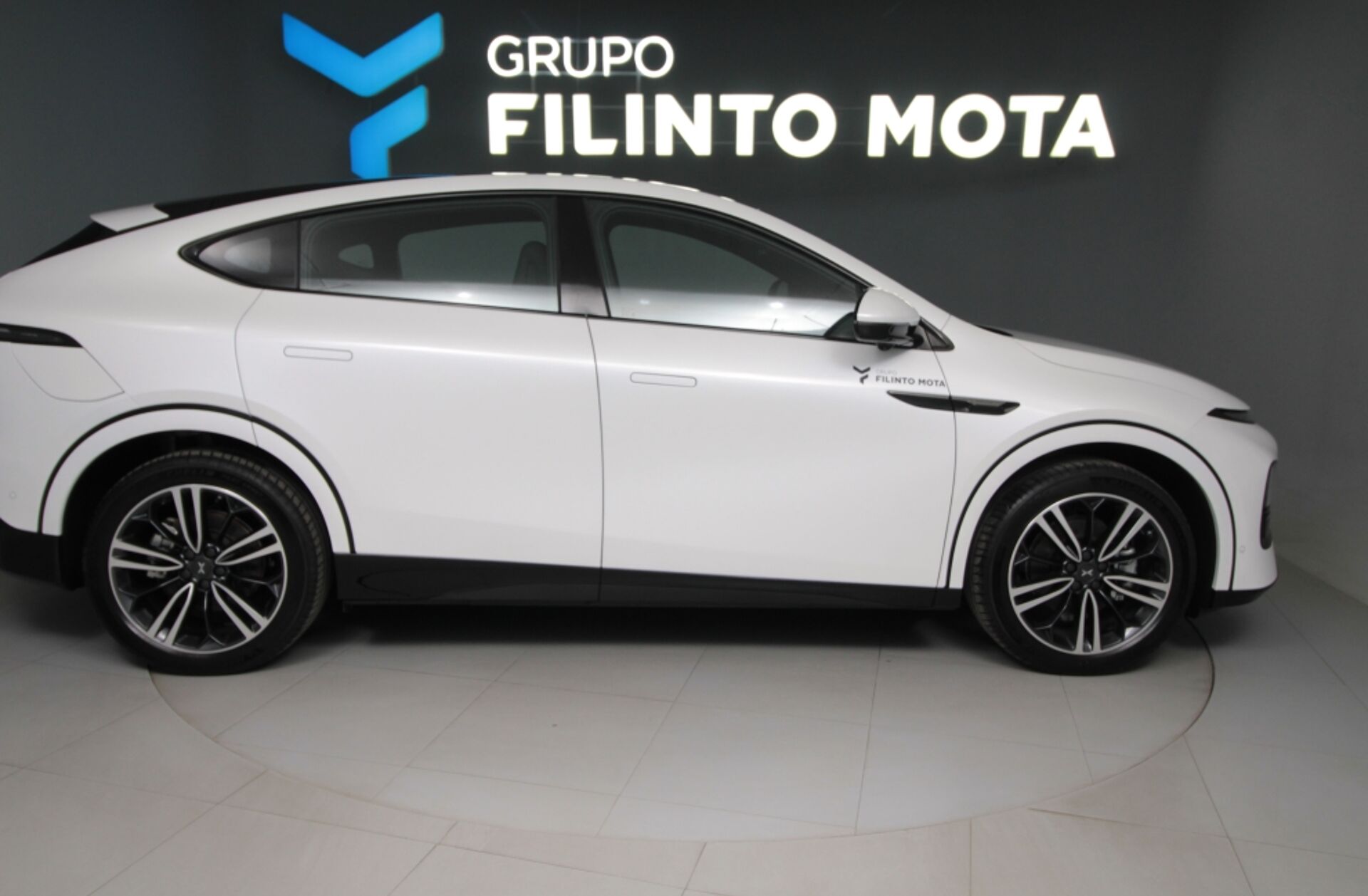 XPENG G6 87.5 kWh AWD Performance