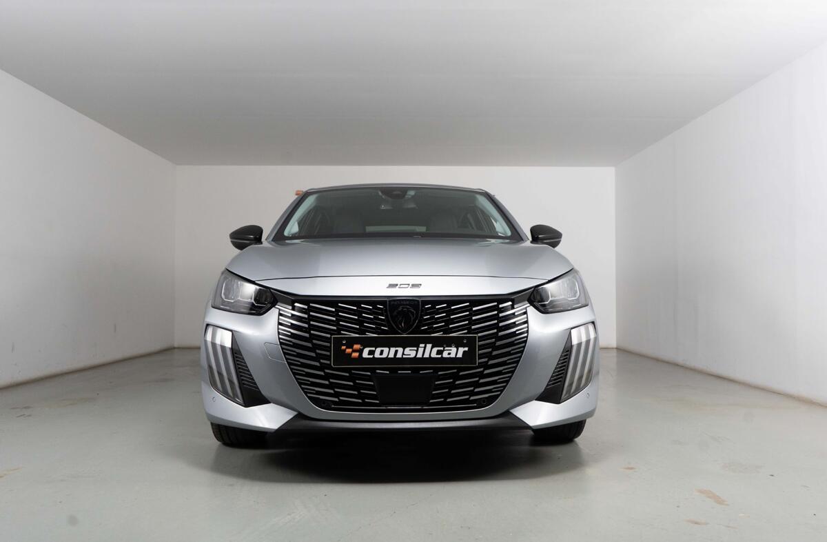 PEUGEOT 208 1.2 PureTech Allure