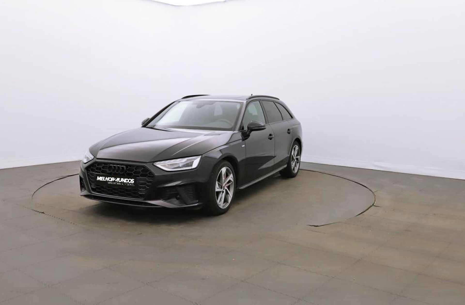 AUDI A4 40 TDI S line S tronic