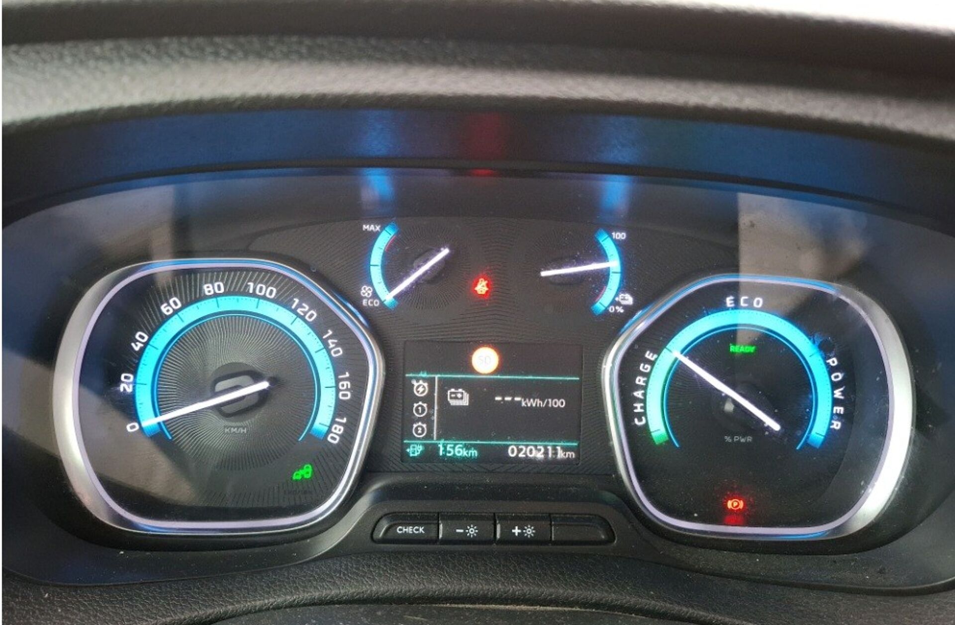 CITROEN Jumpy e- 75 kWh M