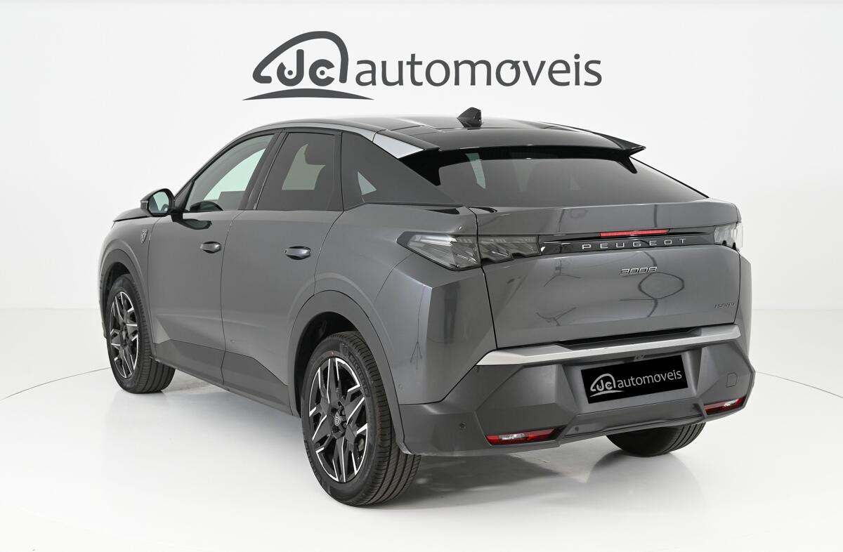 PEUGEOT 3008 1.2 Hybrid GT e-DCS6