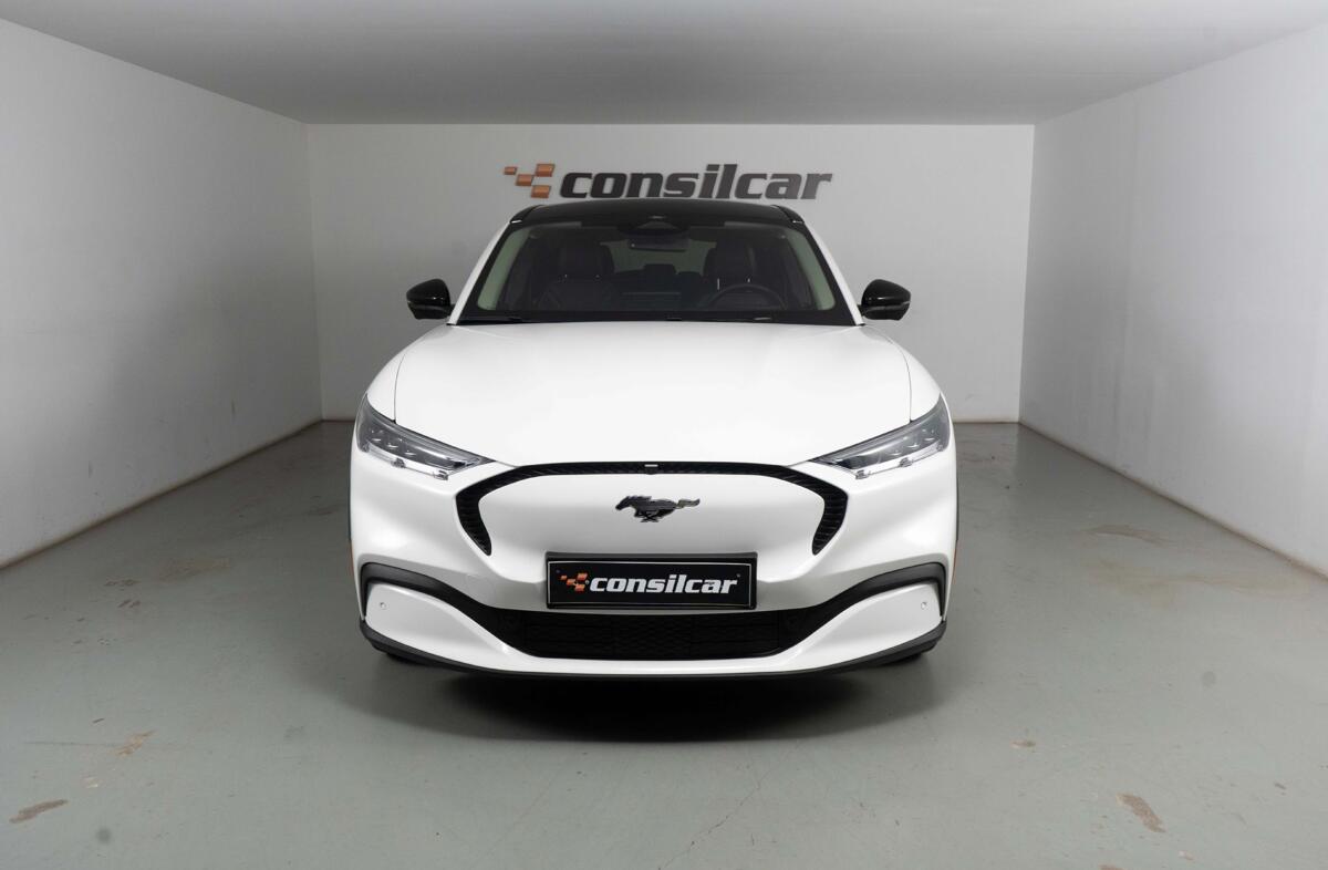 FORD Mustang Mach-E Premium