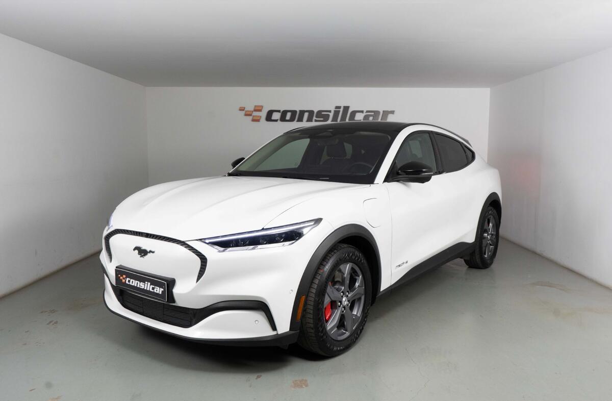 FORD Mustang Mach-E Premium