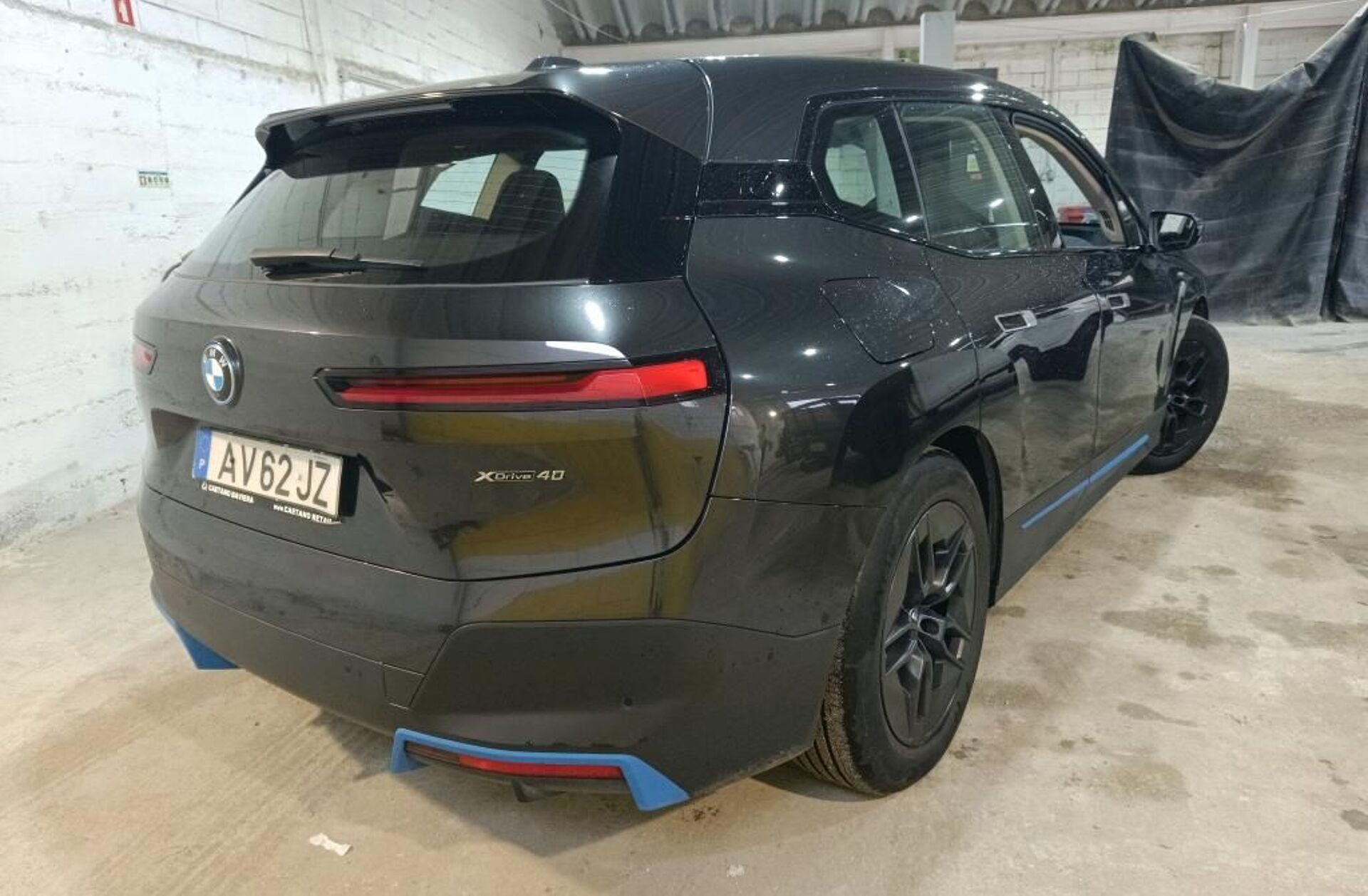 BMW iX xDrive 40