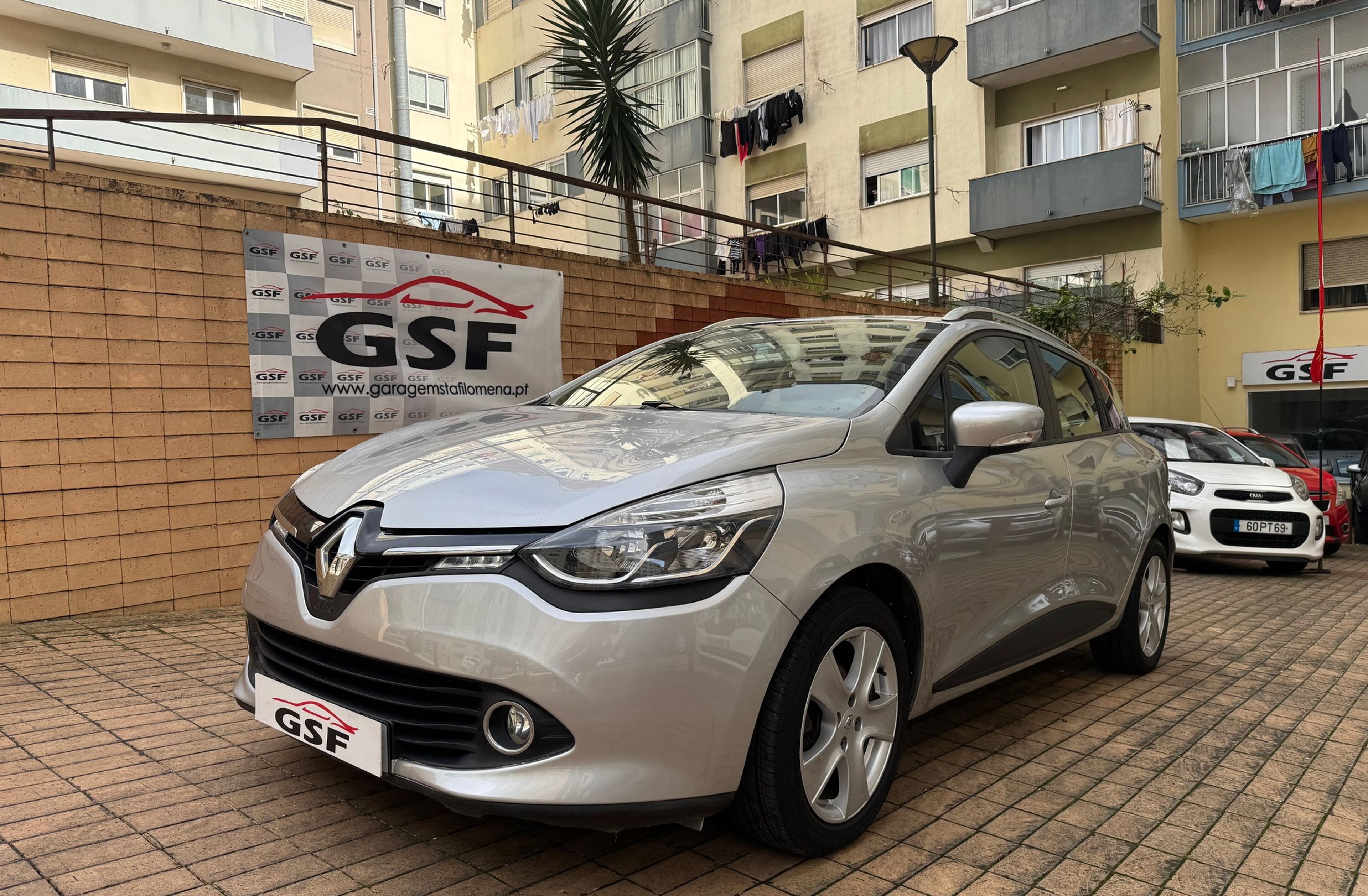 RENAULT Clio 0.9 TCE Confort