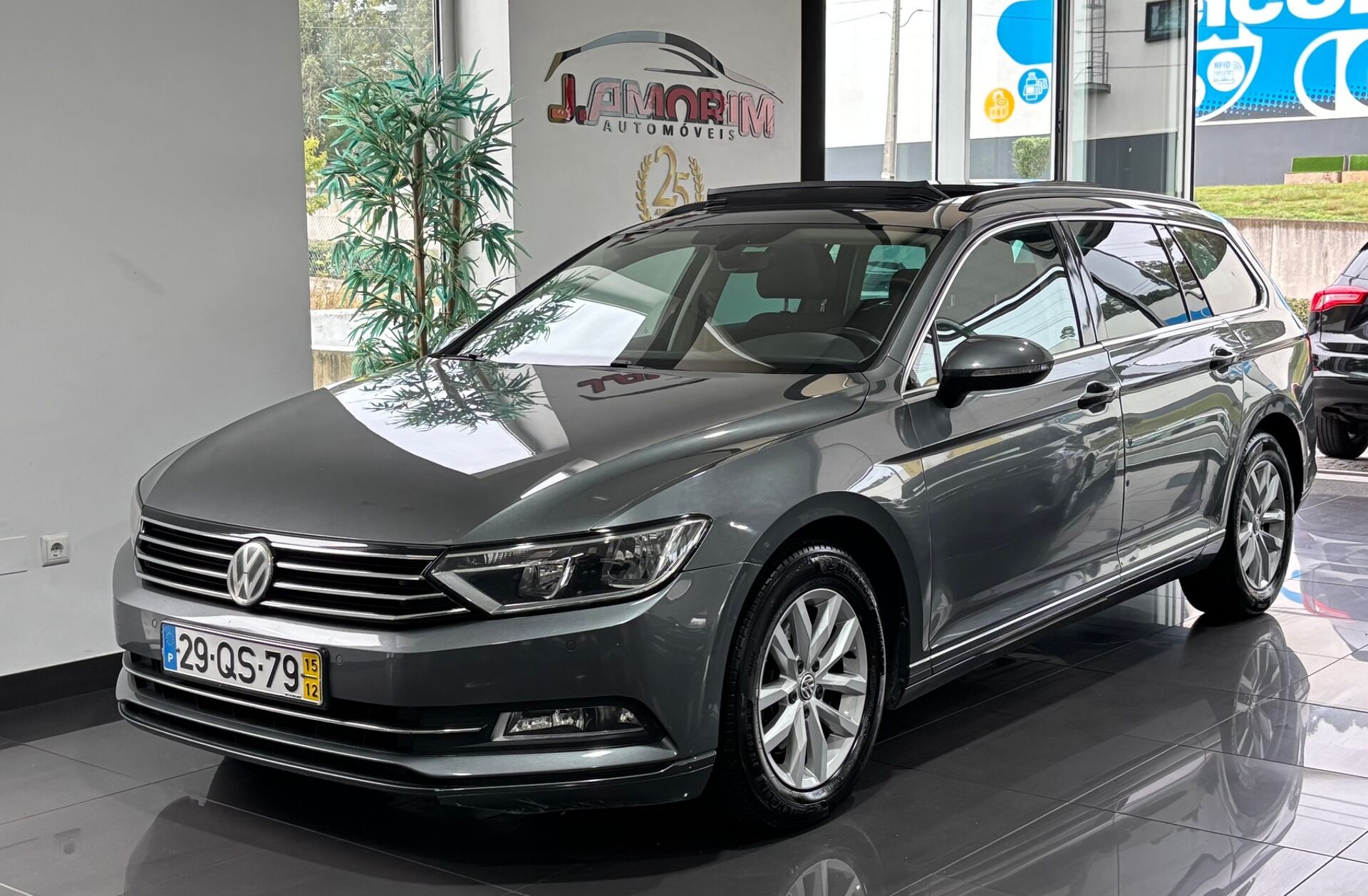 VOLKSWAGEN Passat 2.0 TDi Highline DSG