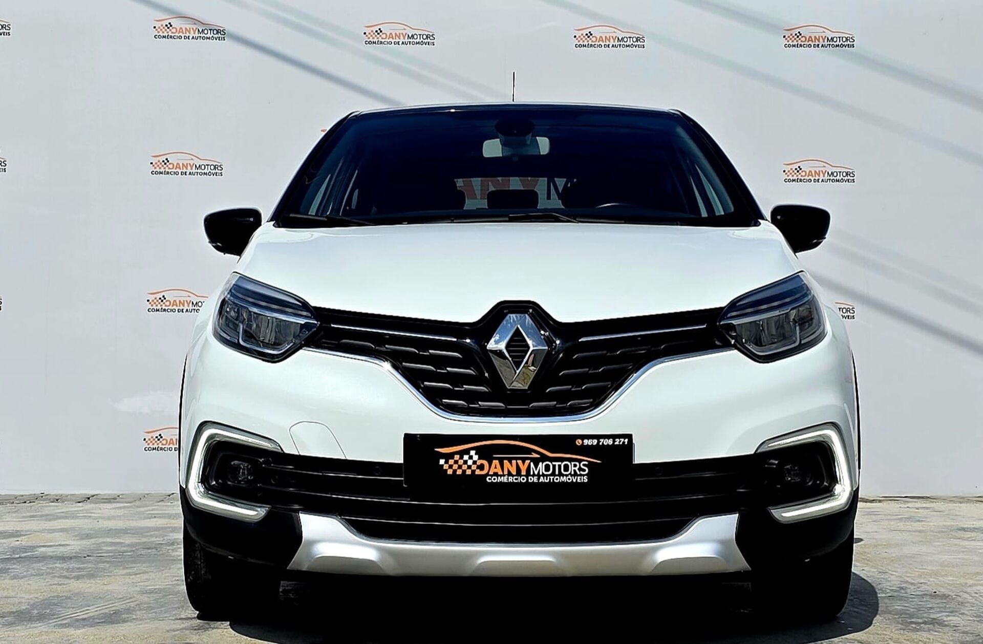 RENAULT Captur 0.9 TCE Exclusive