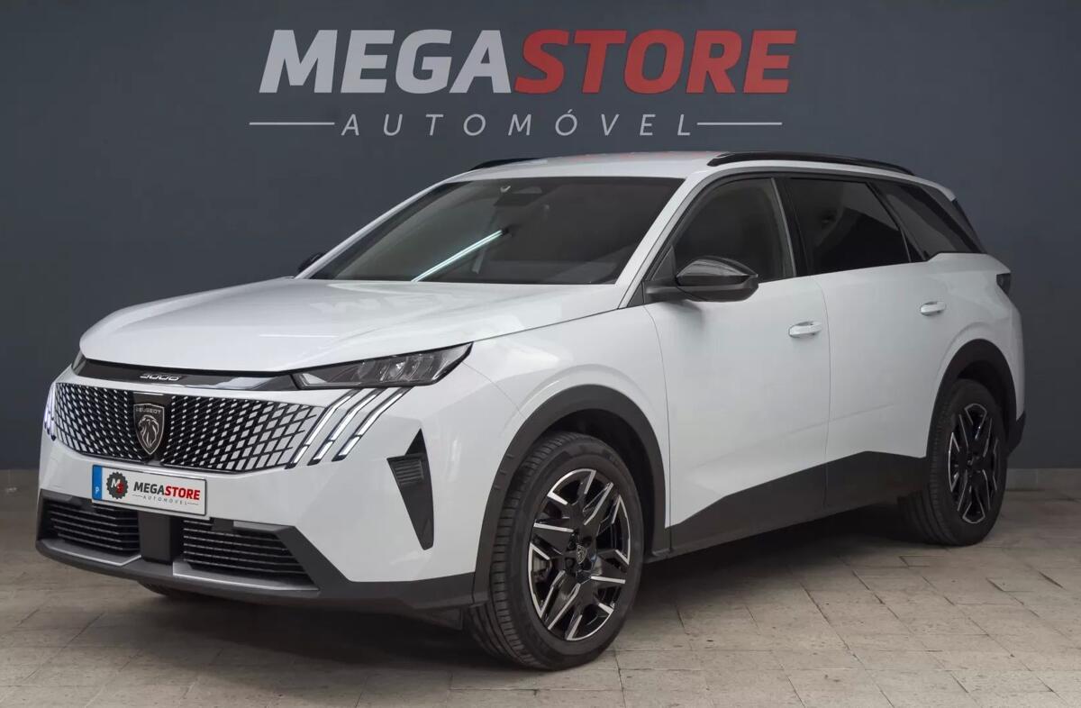 PEUGEOT 5008 1.2 Hybrid Allure e-DCS6