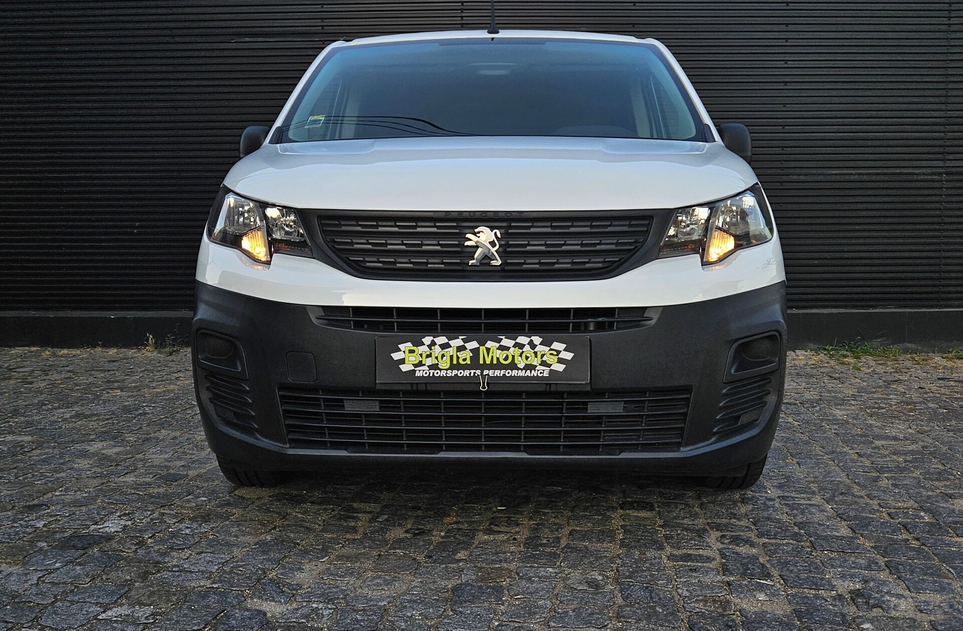 PEUGEOT Partner 1.5 BlueHDi Asphalt Standard