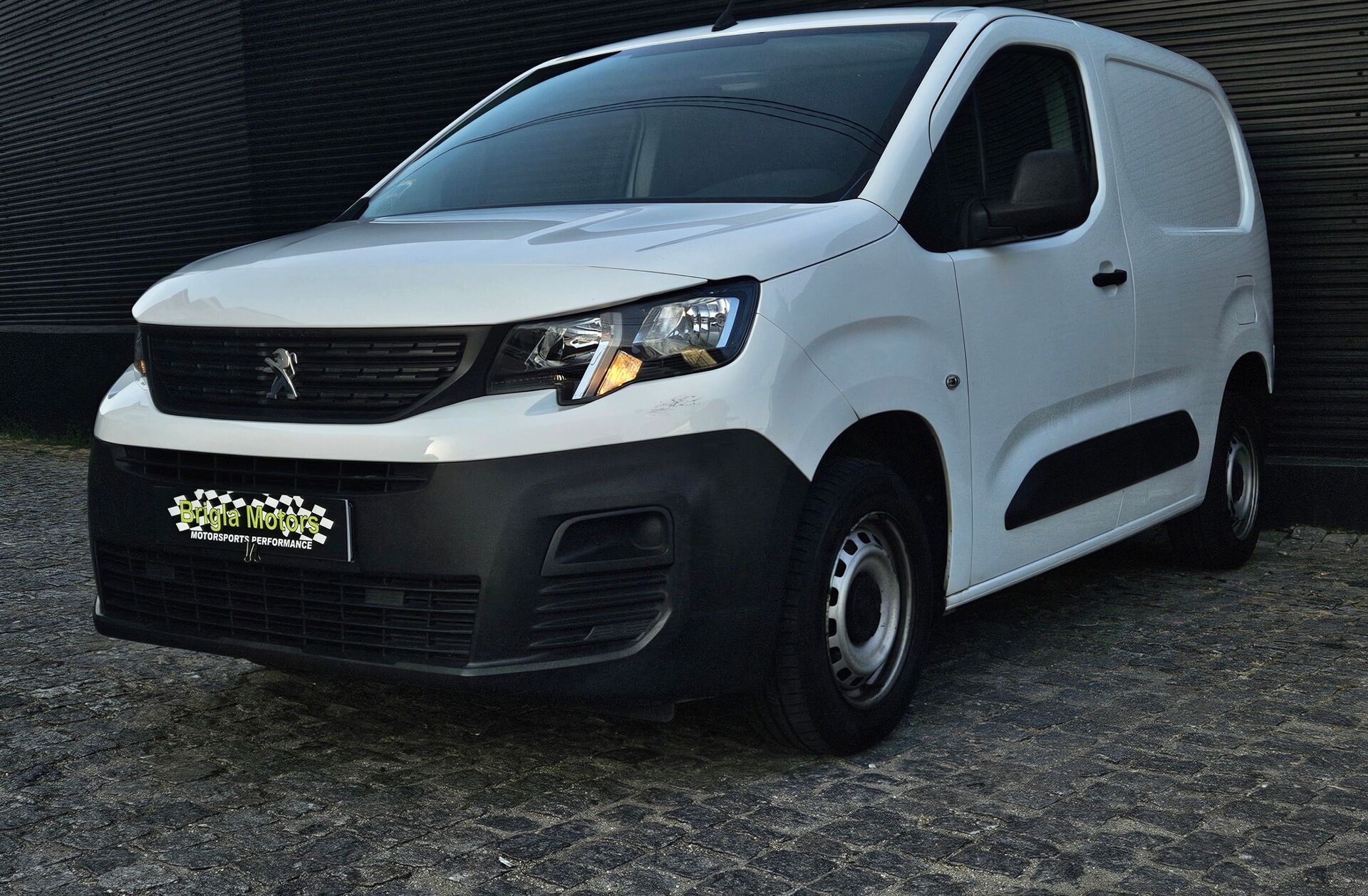 PEUGEOT Partner 1.5 BlueHDi Asphalt Standard