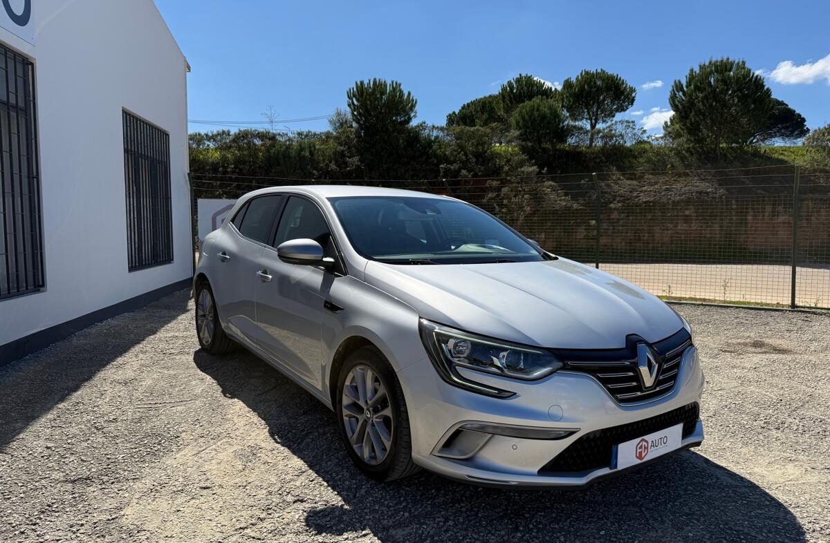 RENAULT Mégane 1.3 TCe GT Line