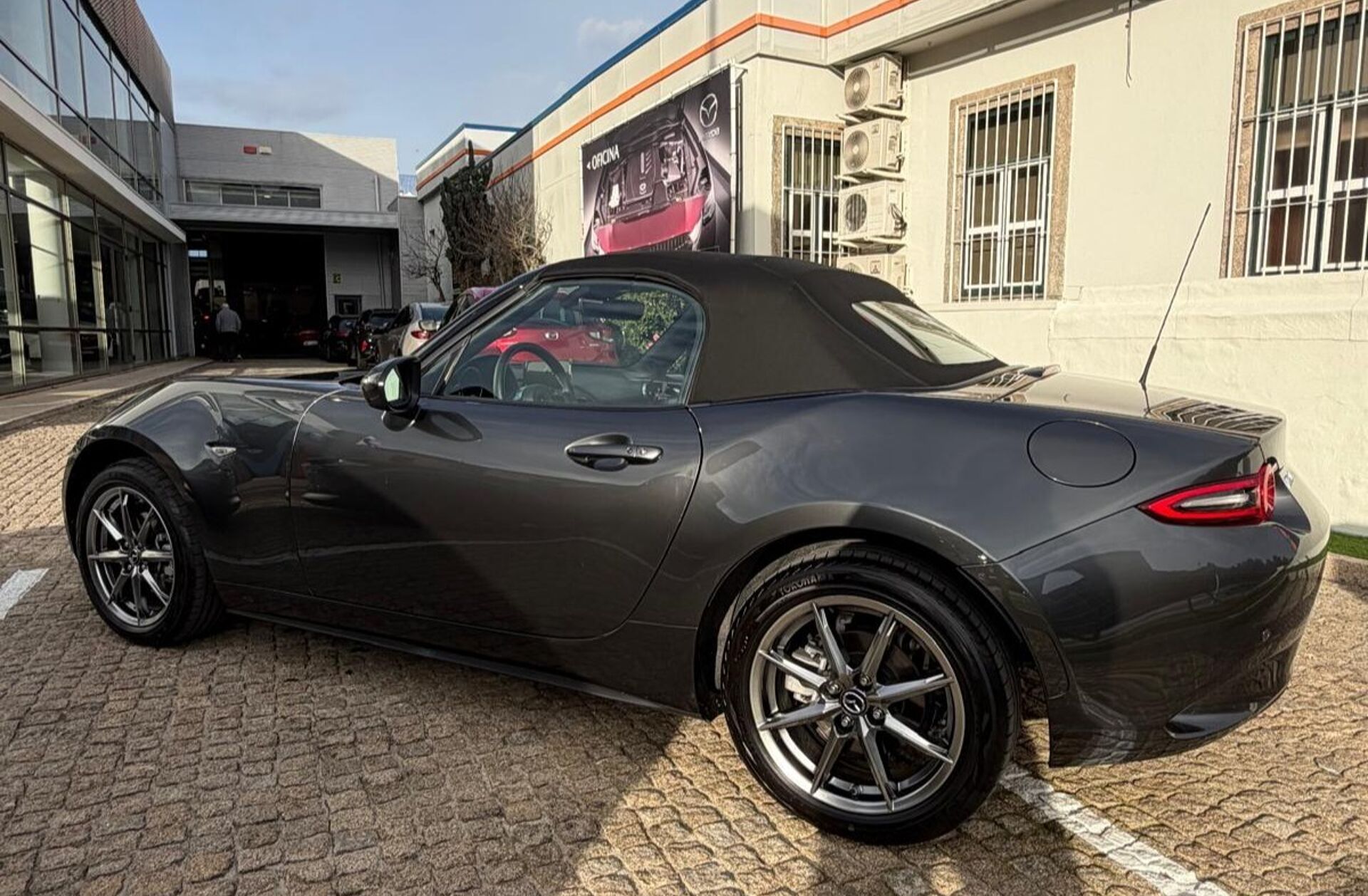 MAZDA MX-5 1.5 Sky-G Exclusive-line