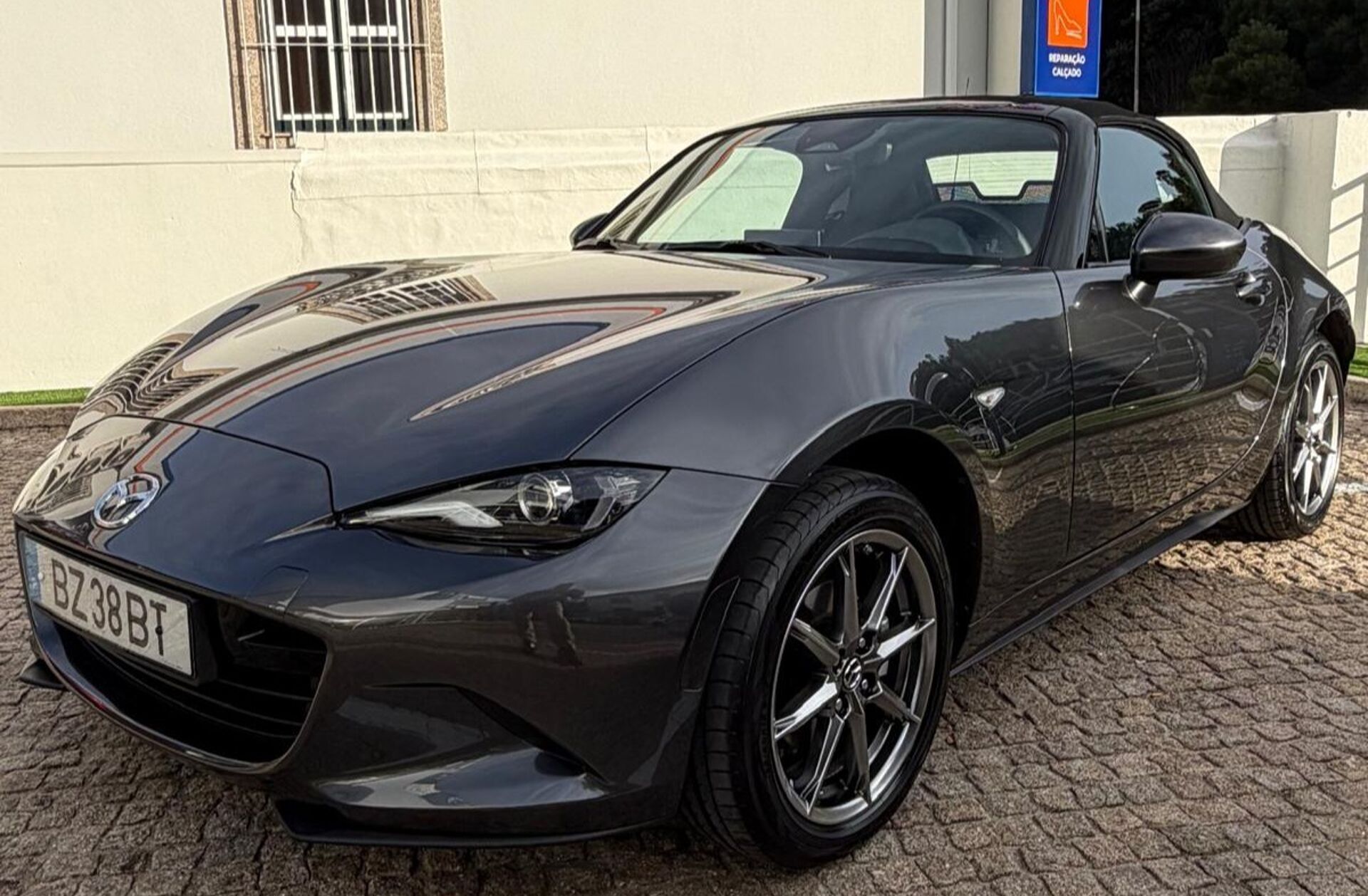 MAZDA MX-5 1.5 Sky-G Exclusive-line