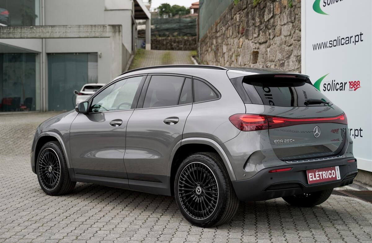 MERCEDES EQA 250+ Edition